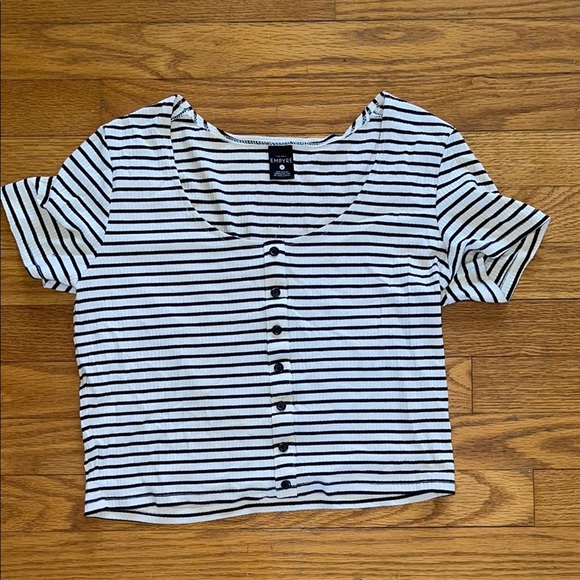 Striped button down crop top - Picture 1 of 3